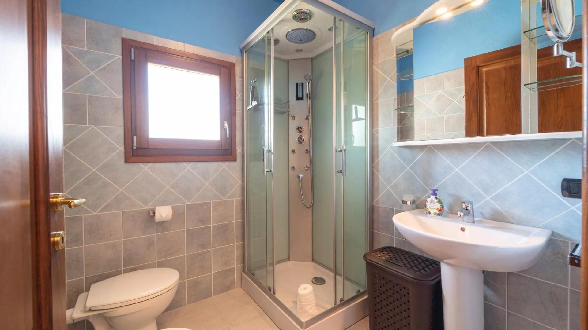 בית נופש Villetta Con Patio, Giardino Recintato, Doccia Idromassaggio Tanaunella - Budoni